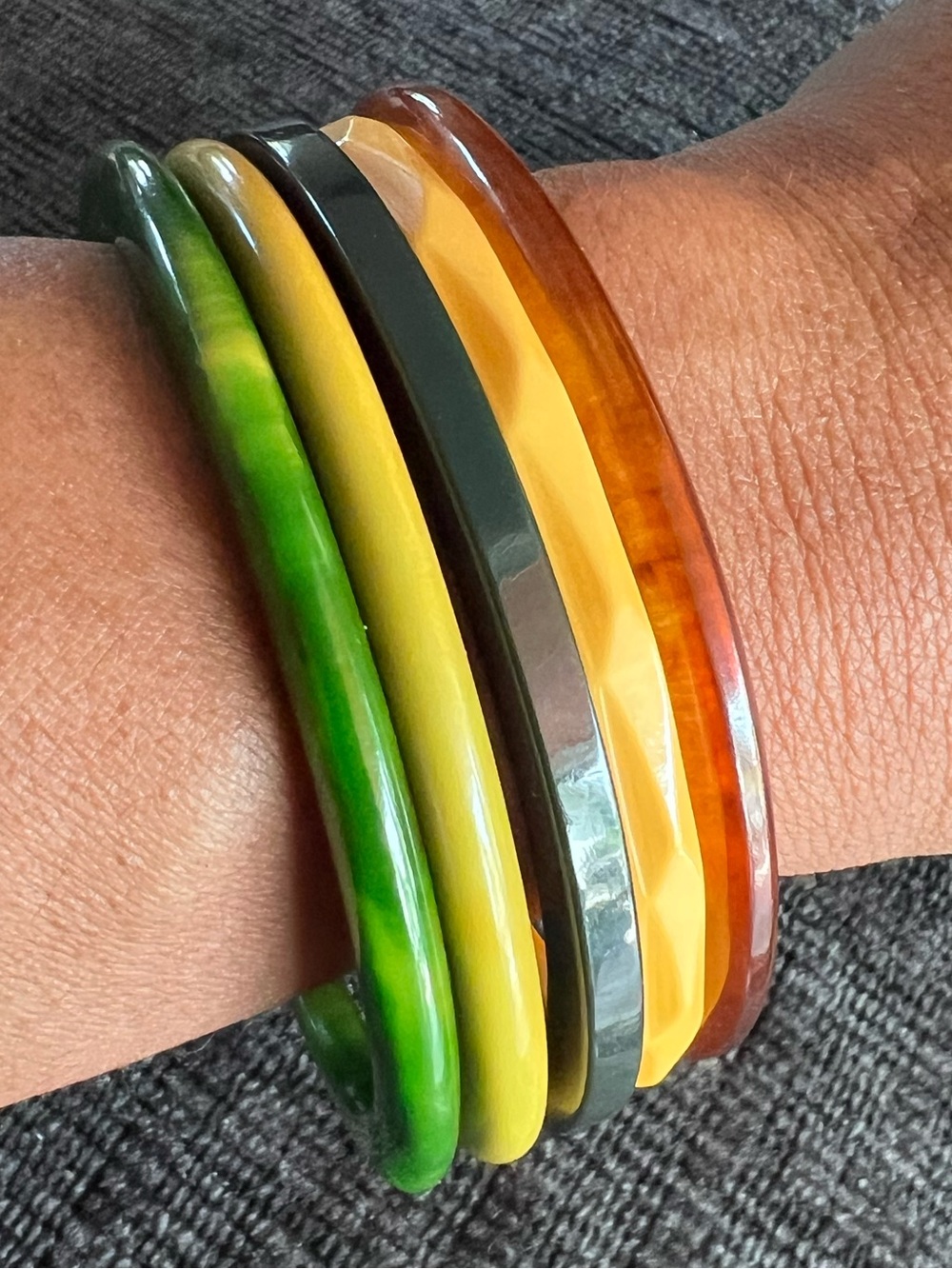 Vintage Lot of 5 Art Deco Bakelite Bangle Bracelets!